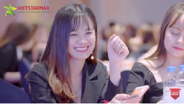 https://www.quangcaotruyenhinh.com/wp-content/uploads/2015/09/ruby-world.png);