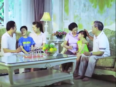 https://www.quangcaotruyenhinh.com/wp-content/uploads/2018/03/tvc-may-loc-nuoc-karofi.png);