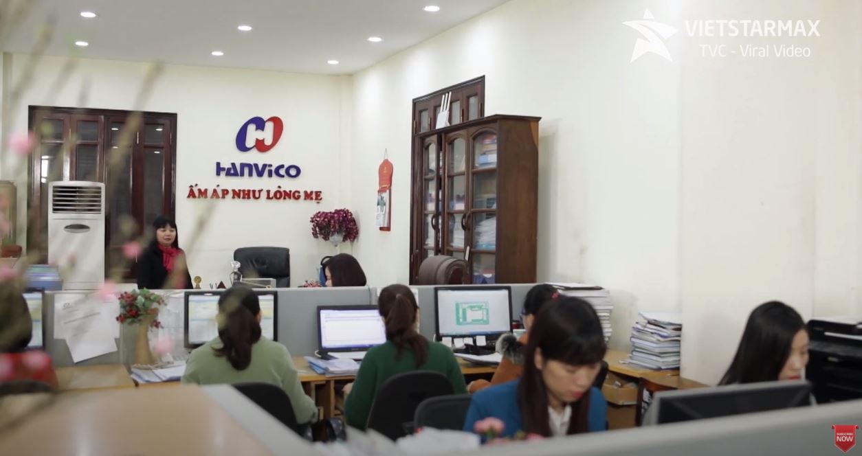 https://www.quangcaotruyenhinh.com/wp-content/uploads/2020/08/phim-doanh-nghiep-chuc-xuan-dem-hanvico.jpg);