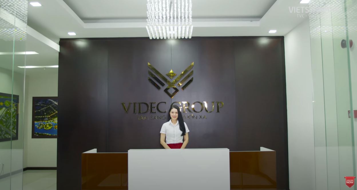 https://www.quangcaotruyenhinh.com/wp-content/uploads/2020/08/phim-gioi-thieu-doanh-nghiep-tap-doan-videc.jpg);